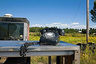 走着玩儿的回合肉鸽！《异界失控》4月12日正式发售